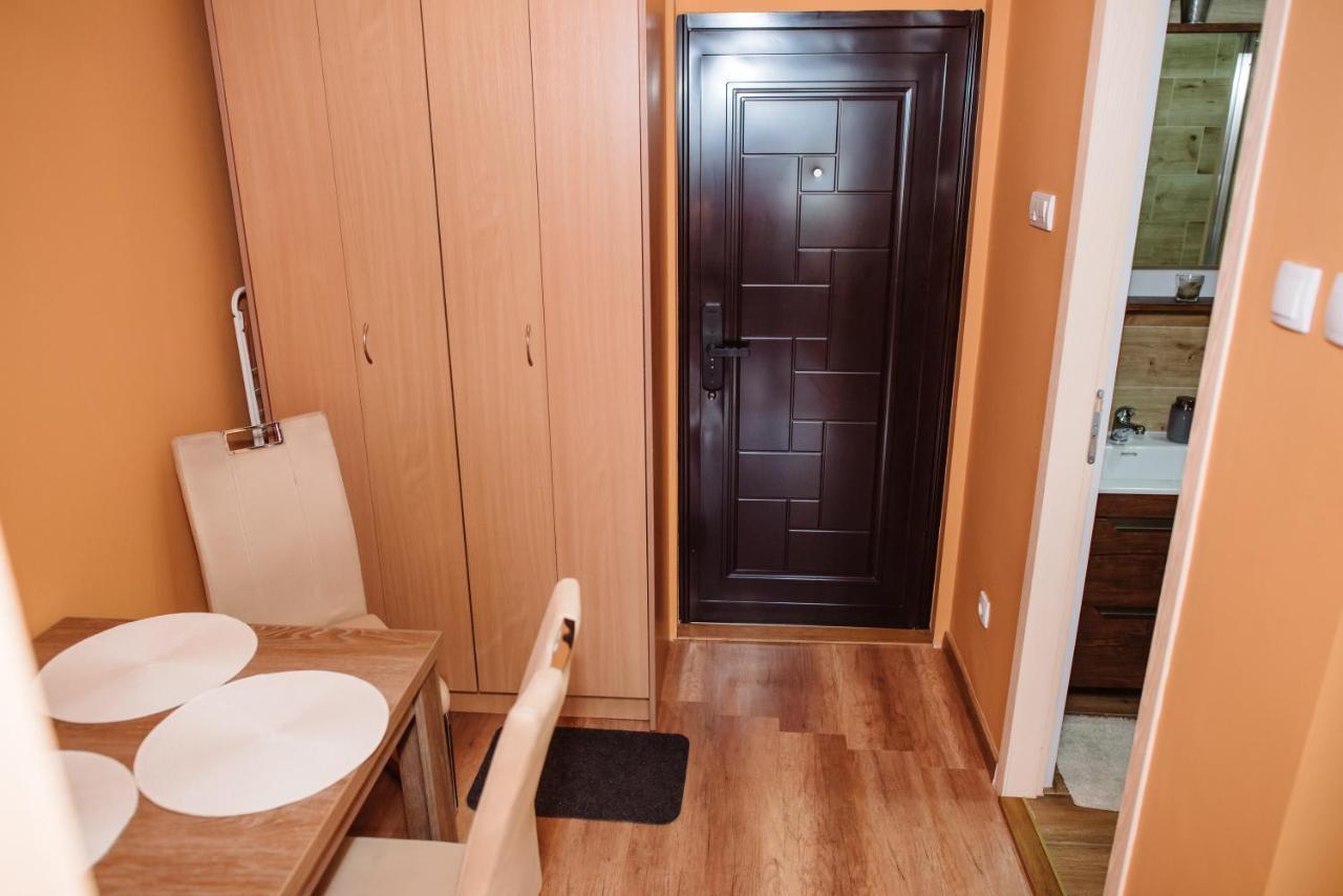 Lara Apartman Apartment Суботица Екстериор снимка